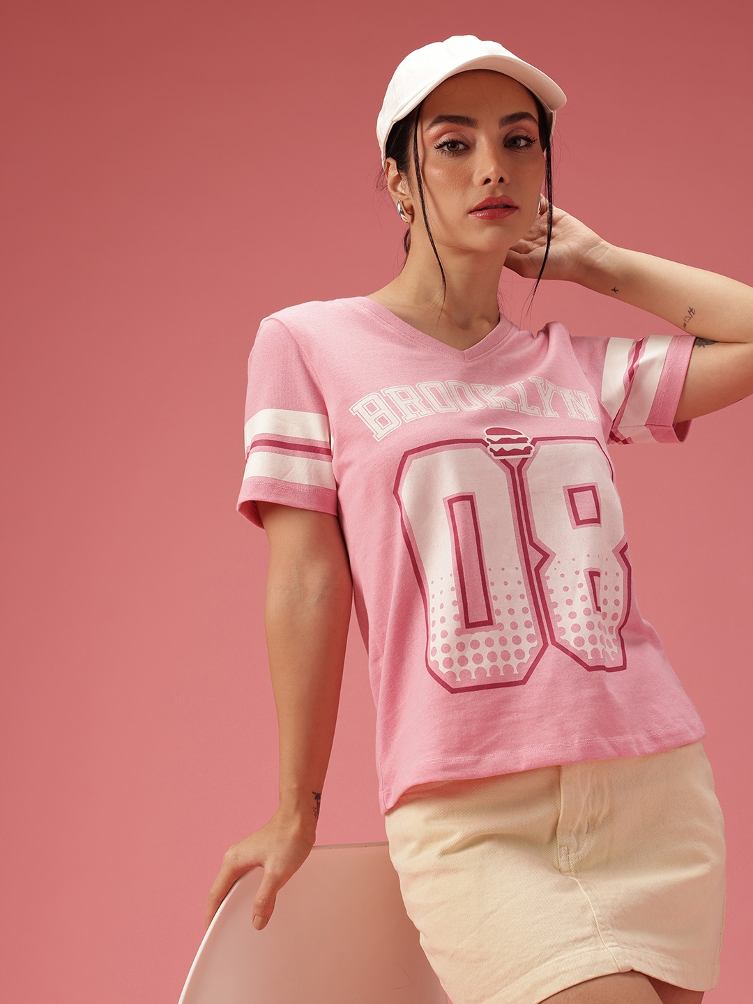 

DressBerry Typography Printed V-Neck T-shirt, Pink