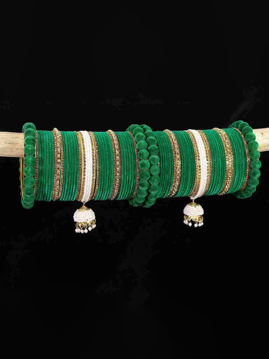 

ZULKA Set of 70 Metal Bangles Traditional Bridal Chuda with Pearls, Green