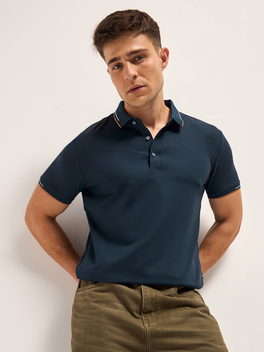 

THE BEAR HOUSE Men Solid Polo Collar T-shirt, Navy blue