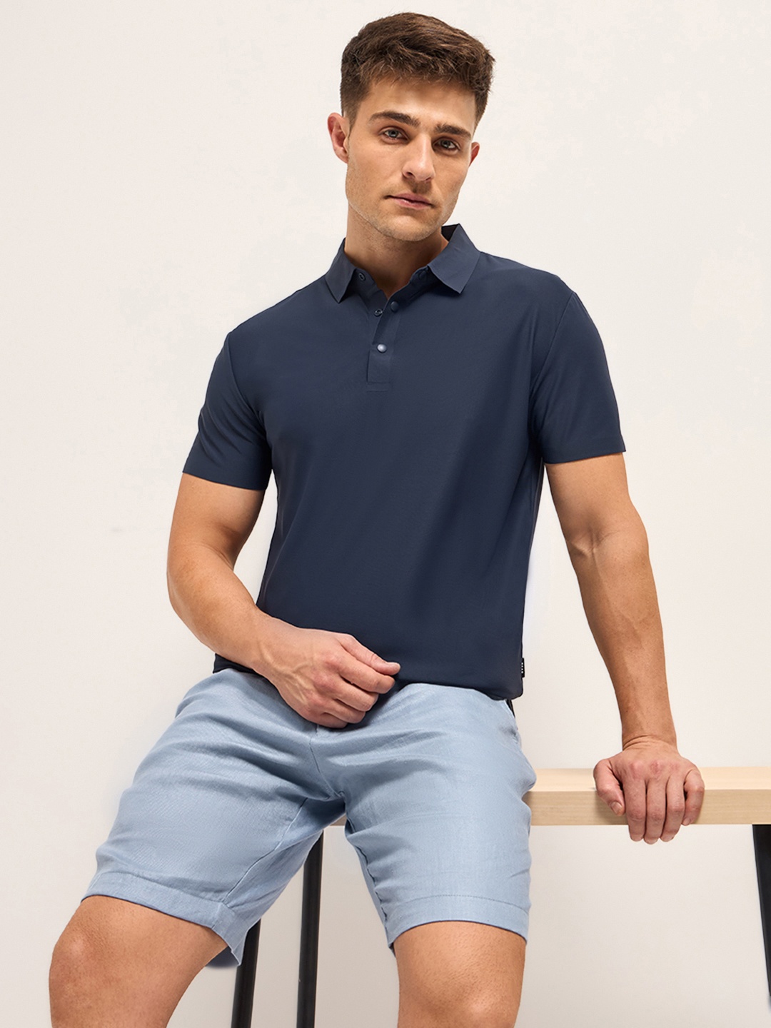 

THE BEAR HOUSE Men Solid Polo Collar Slim Fit T-shirt, Navy blue