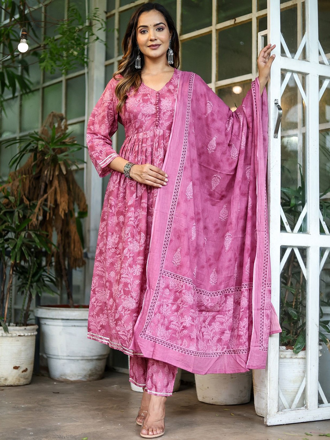 

AAYUMI Floral Printed V-Neck Pure Cotton Anarkali Kurta With Trousers & Dupatta, Pink