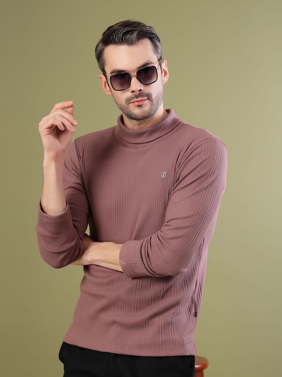 

Rigo Men Self Design Turtle Neck Cotton T-shirt, Mauve