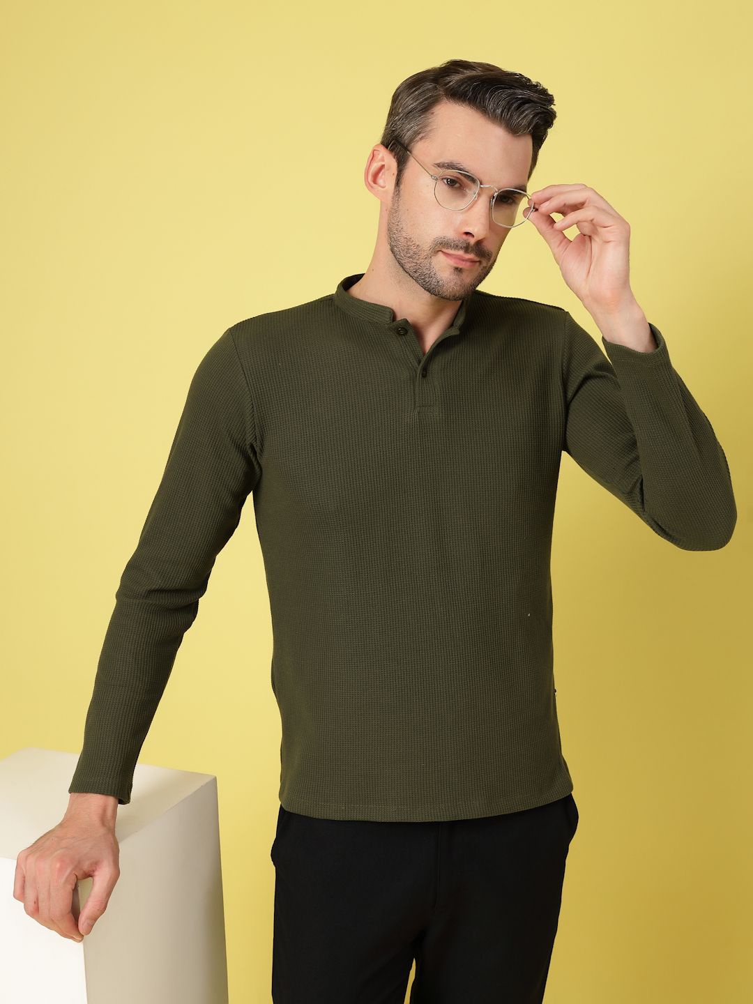 

Rigo Men Solid Mandarin Collar Cotton T-shirt, Olive