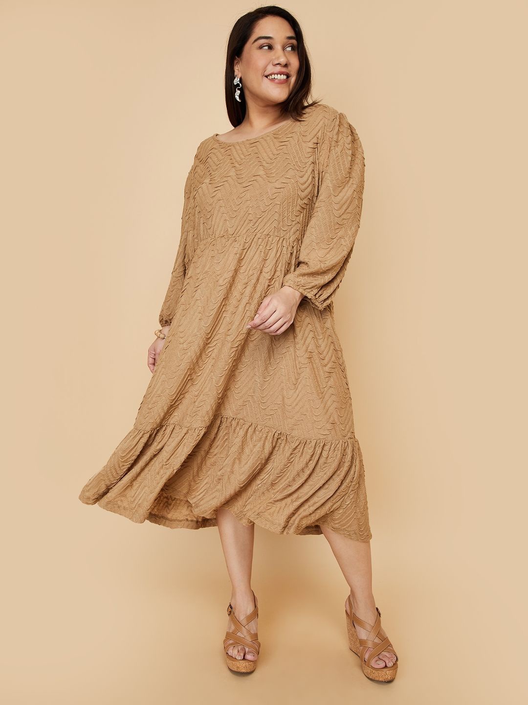 

max Women Fit and Flare Midi Dress, Brown
