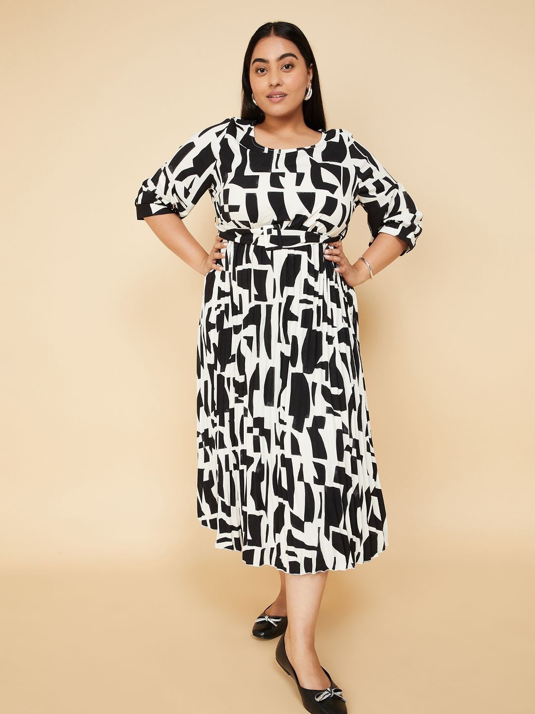 

max Women Geometric Printed Plus Size Fit & Flare Midi Dress, White