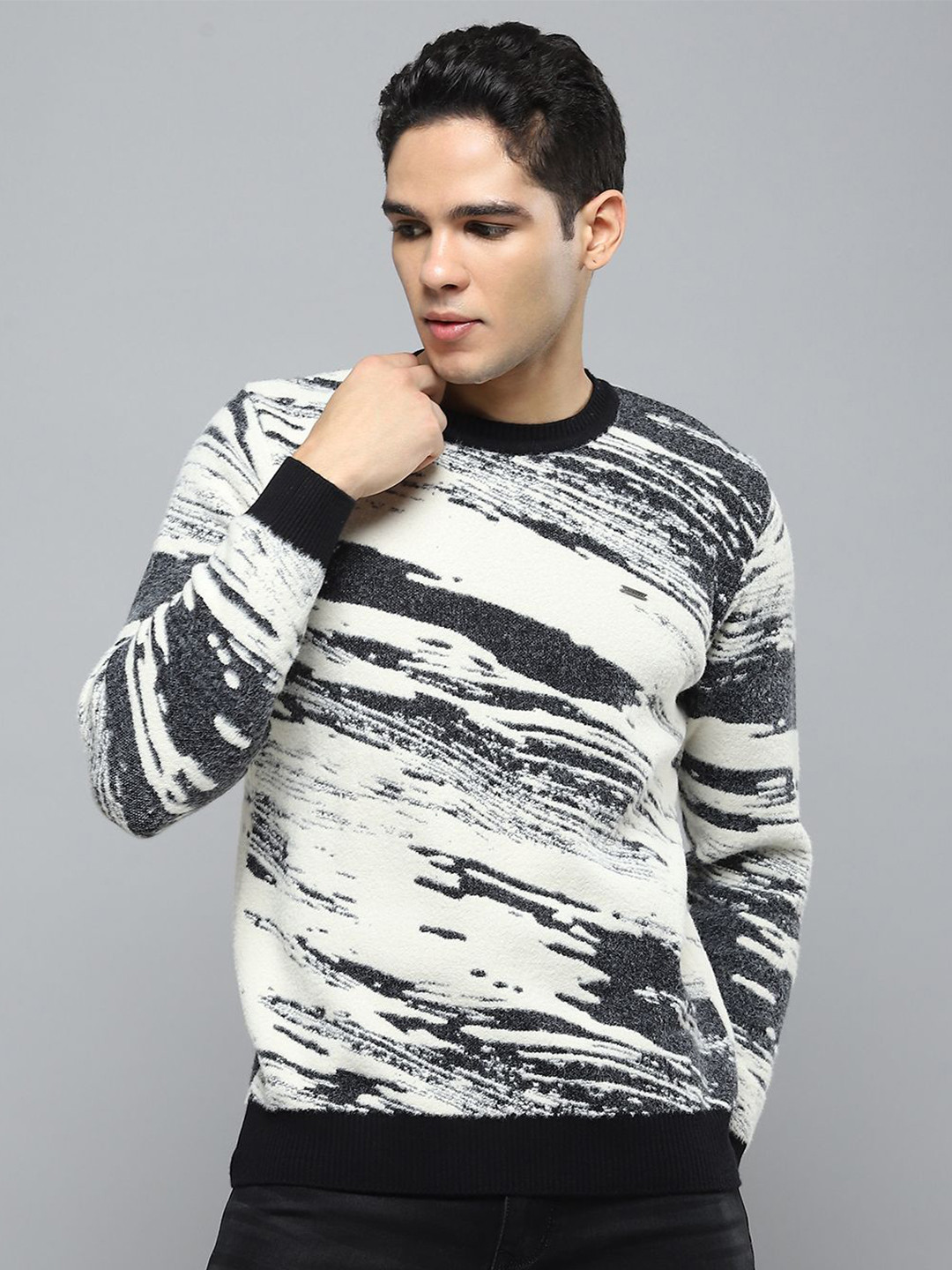 

Cloak & Decker Men Printed Woollen Long Sleeves Pullover, Black