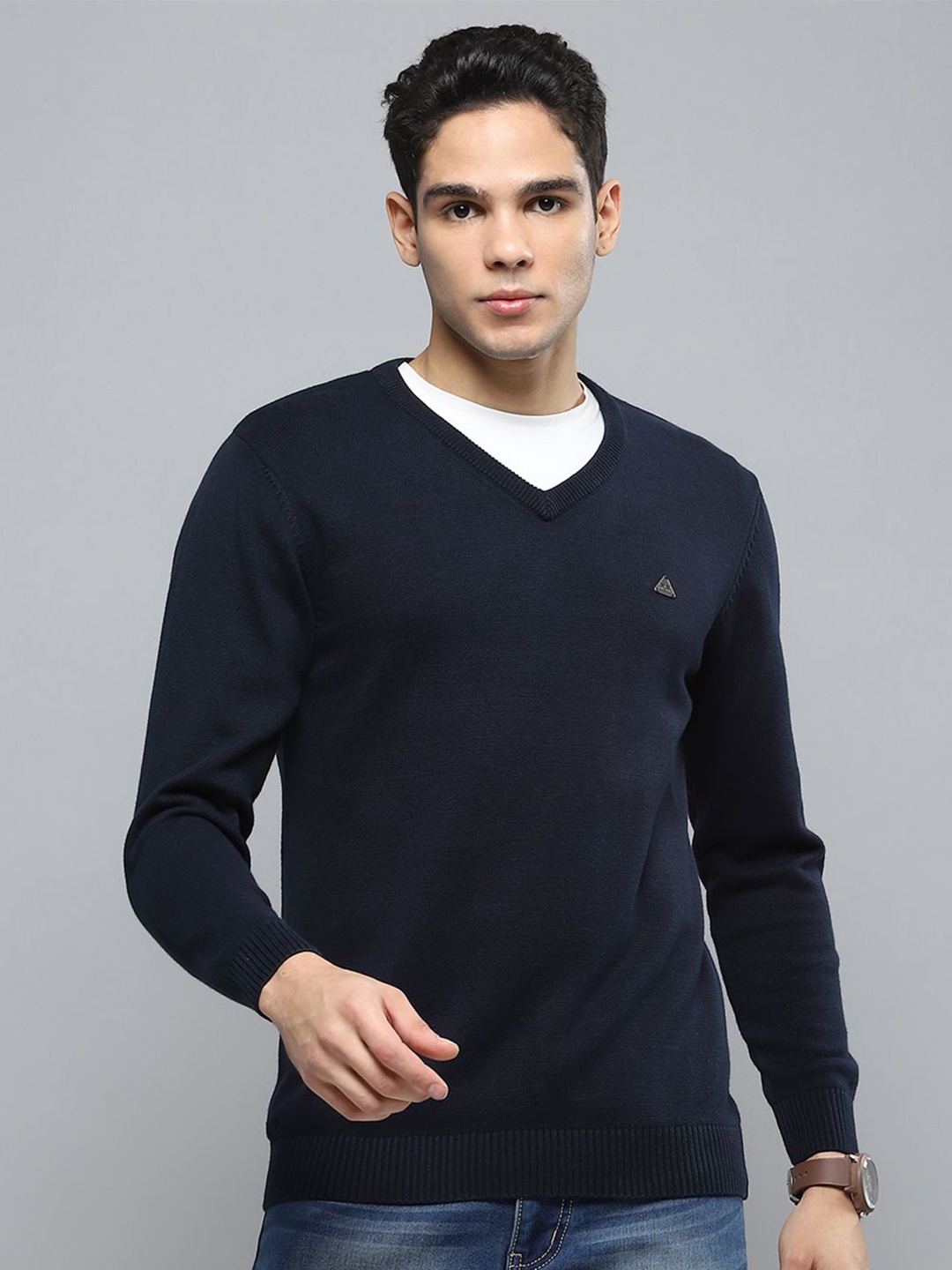 

Cloak & Decker Men Woollen Pullover, Blue