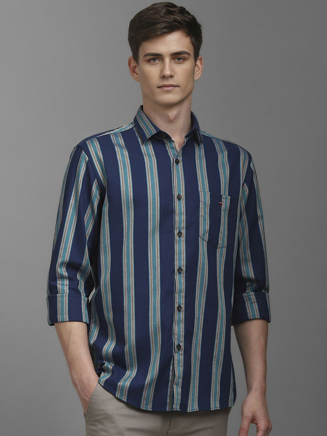 

Louis Philippe Sport Men Striped Opaque Cotton Casual Shirt, Navy blue