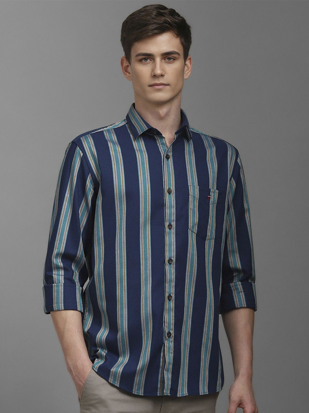 

Louis Philippe Sport Men Striped Opaque Cotton Casual Shirt, Navy blue