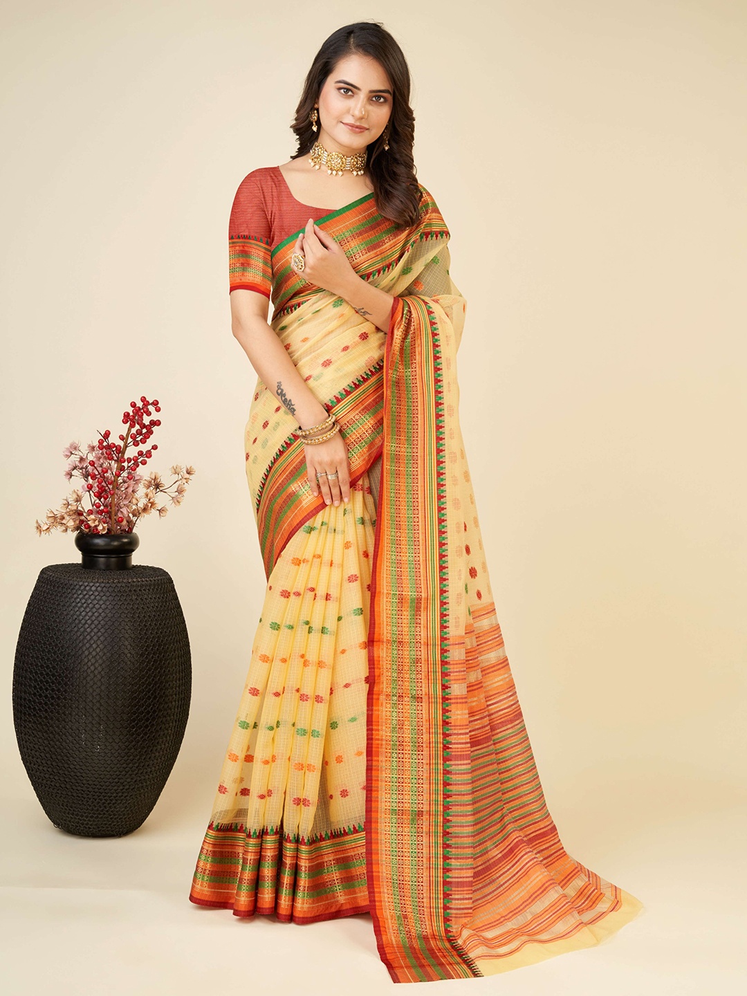 

bansari textiles Ethnic Motifs Zari Saree, Yellow