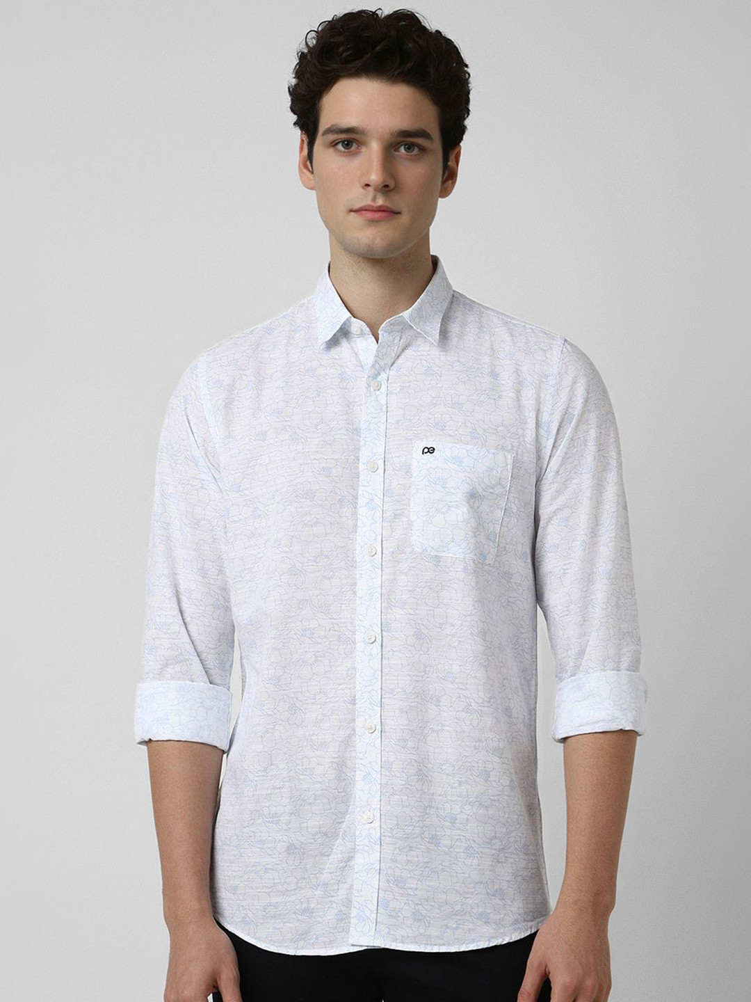 

Peter England Casuals Men Spread Collar Solid Cotton Slim Fit Casual Shirt, White