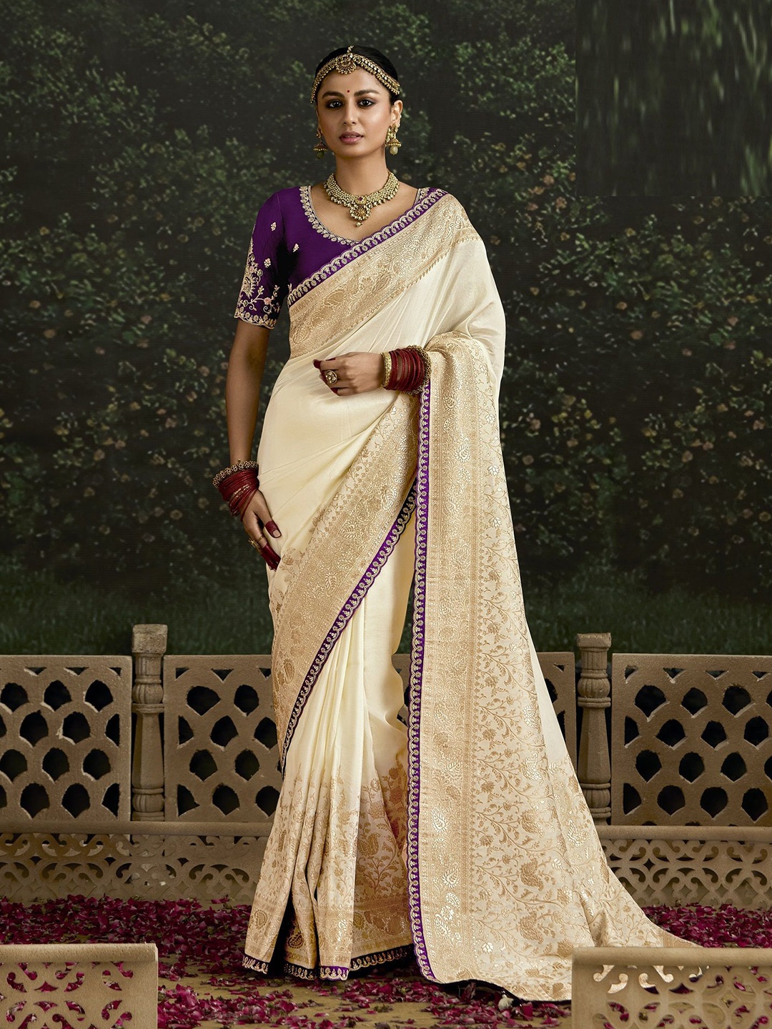 

MAHALASA Woven Design Zari Pure Silk Banarasi Saree, Beige