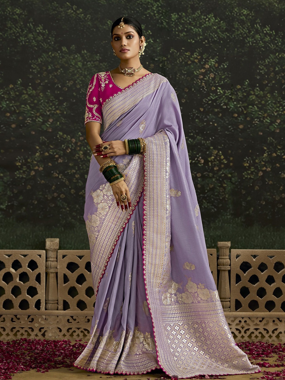 

MAHALASA Woven Design Zari Pure Silk Banarasi Saree, Lavender