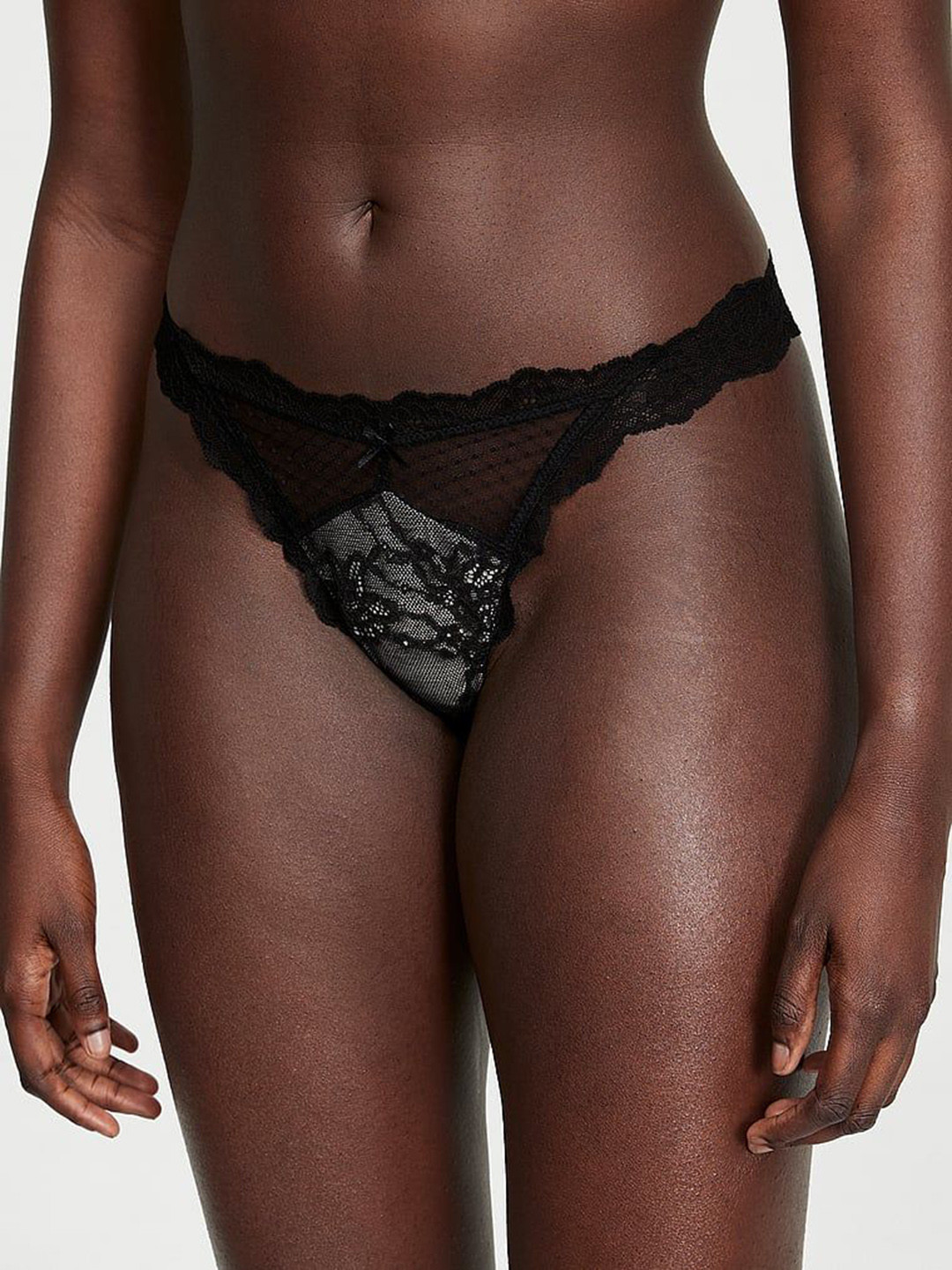 

Victoria's Secret Women Self Design Low-Rise Lace Thongs Briefs, Black