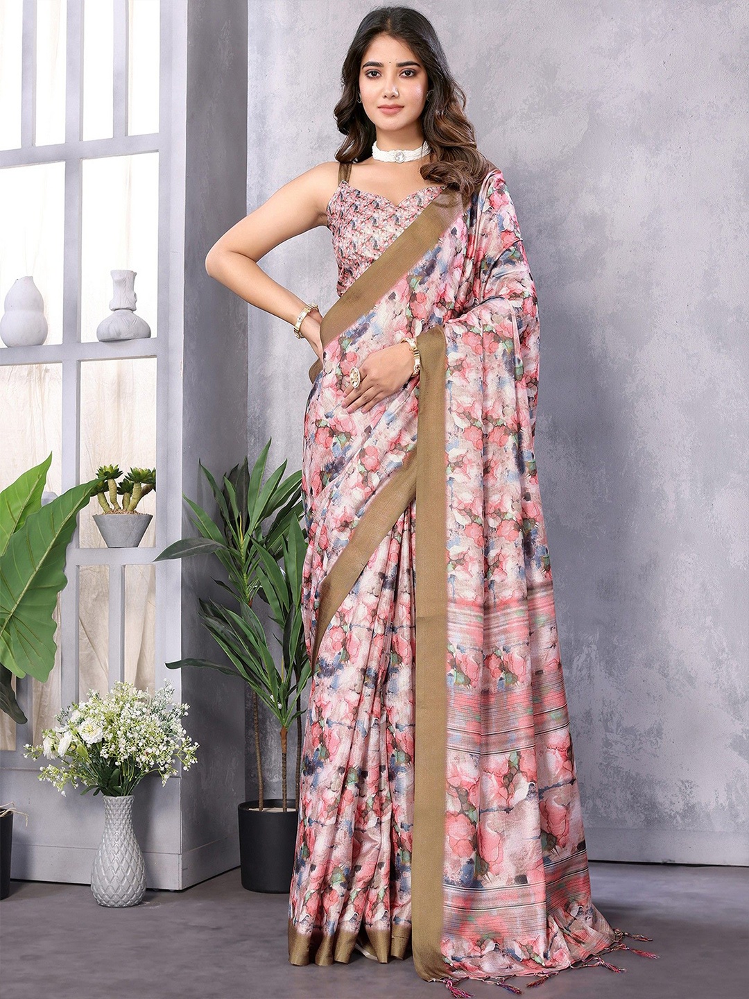 

KALINI Floral Printed Zari Saree, Grey