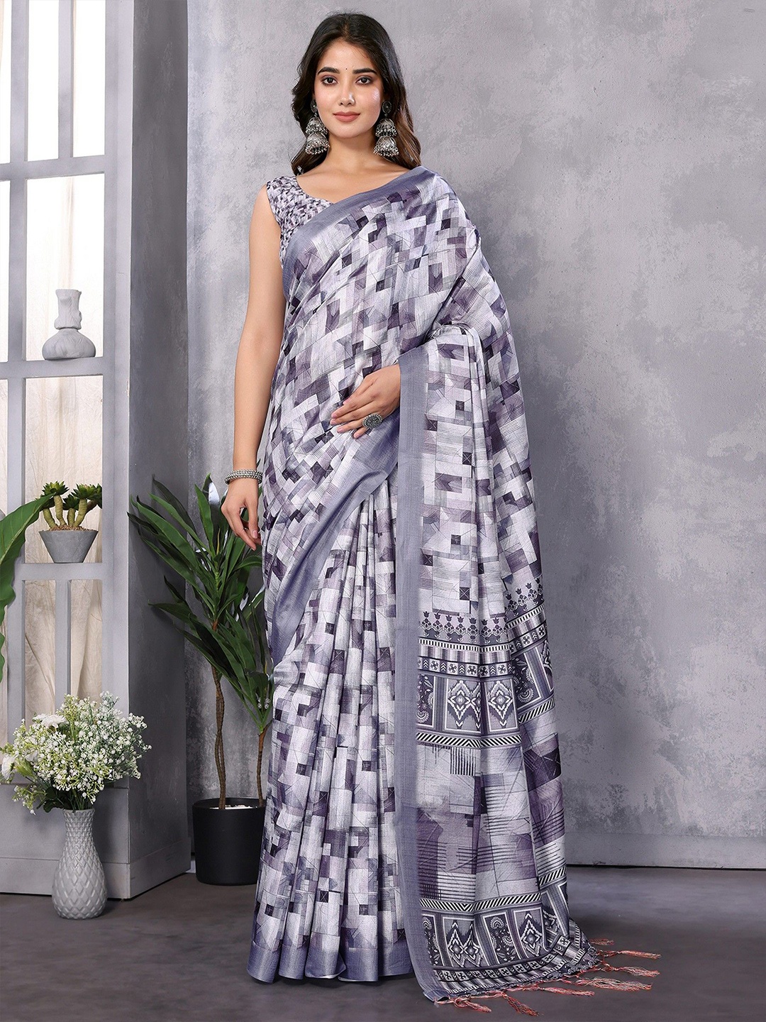 

KALINI Geometric Printed Saree, Blue