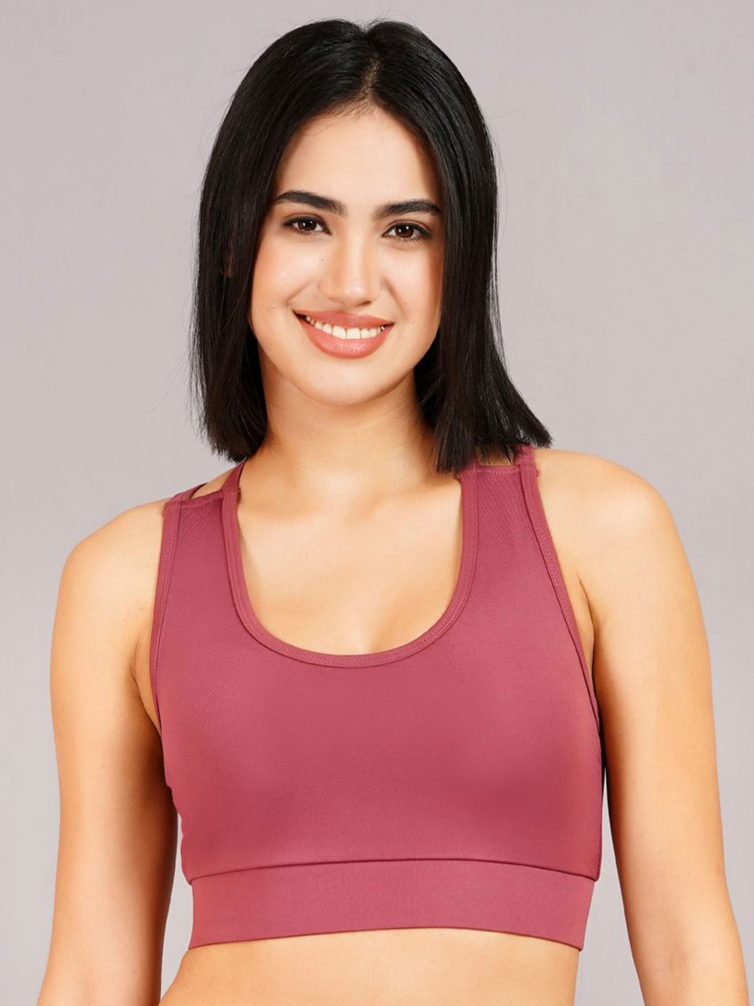 

NEVER LOSE Full Coverage Dry Fit Seamless Underwired Workout Bra, Coral