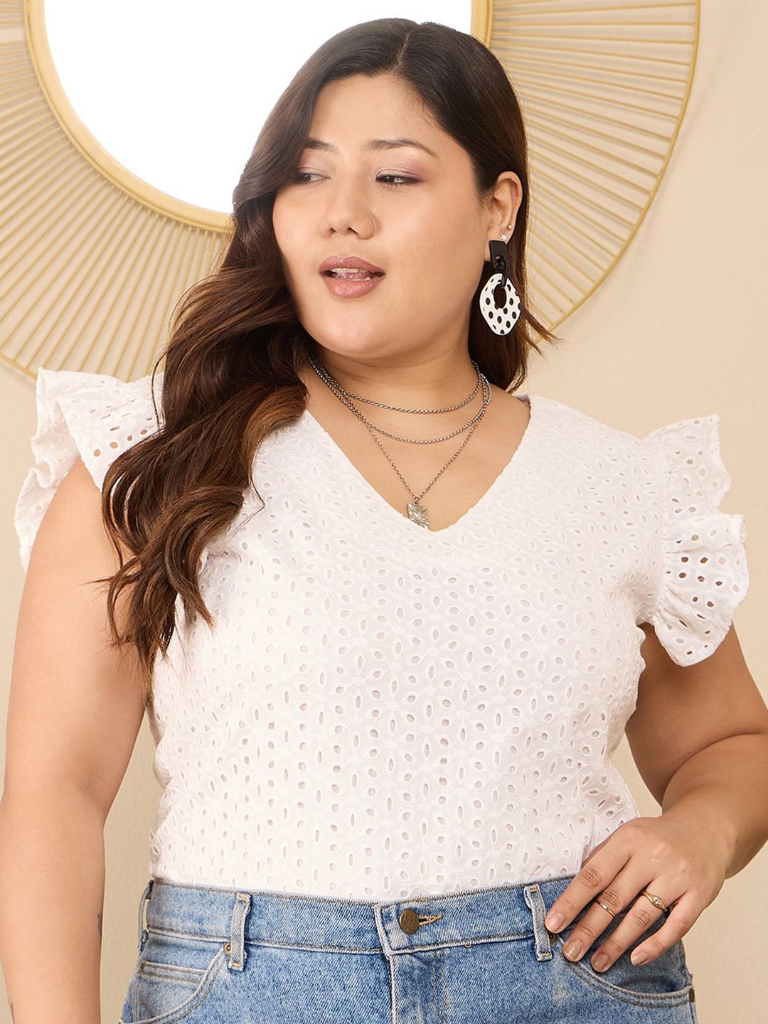 

Berrylush Curve Flutter Sleeve Cotton Schiffli Plus Size Top, White