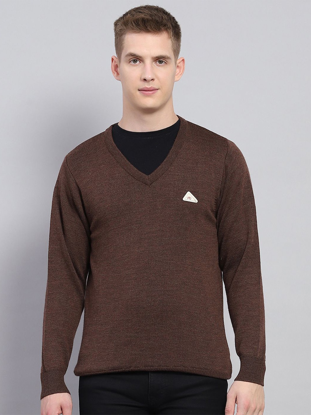 

Monte Carlo Men Woollen V Neck Pullover, Brown