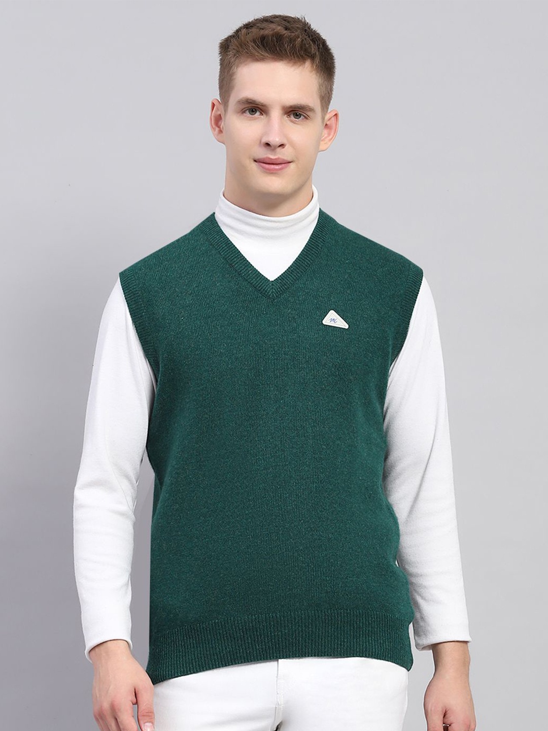 

Monte Carlo Men V-Neck Woollen Sweater Vest, Green