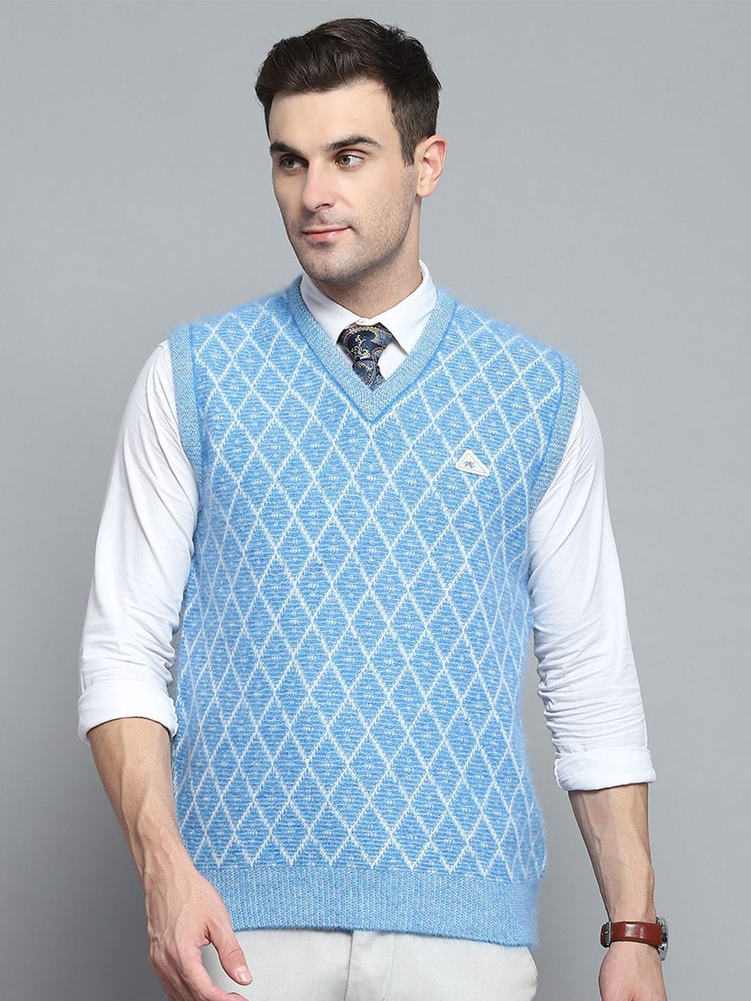 

Monte Carlo Men Self Design Woollen Sweater Vest, Blue