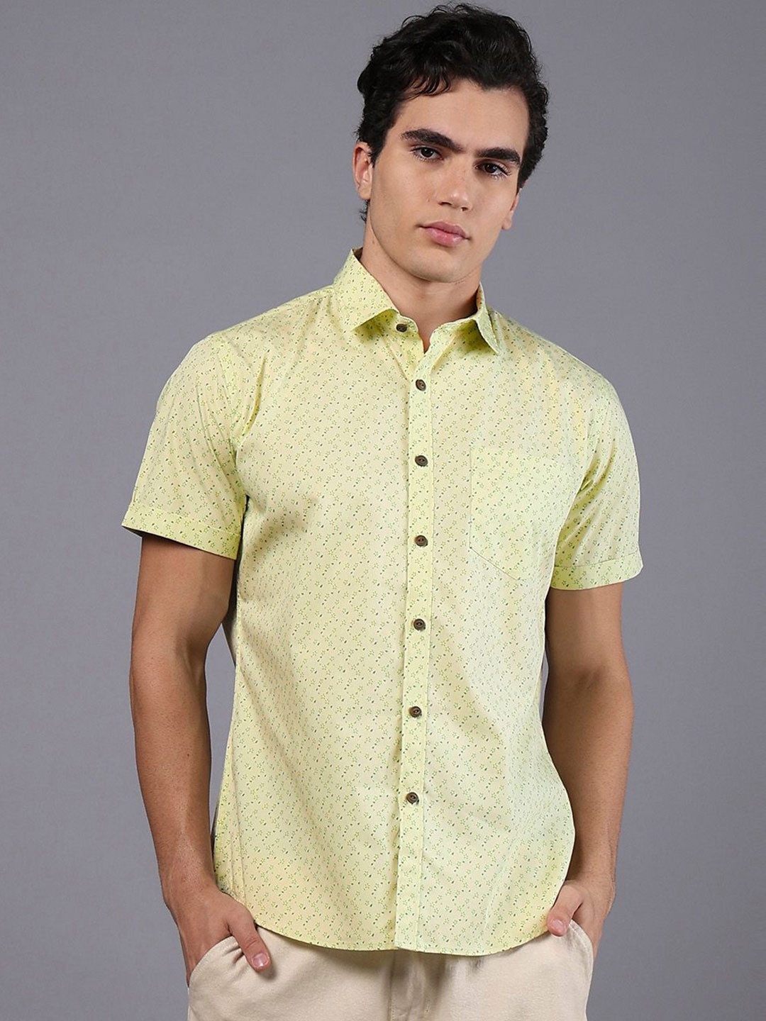 

DON VINO Men India Slim Spread Collar Micro Ditsy Printed Cotton Slim Fit Casual Shirt, Yellow