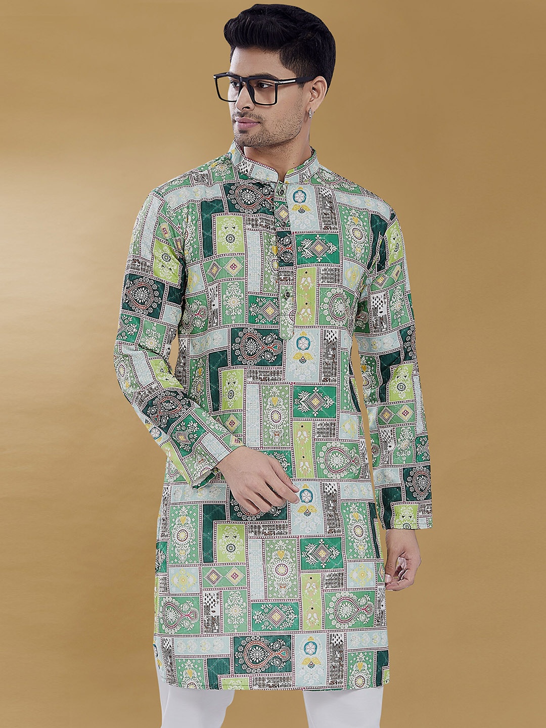 

DIVISIVE Mandarin Collar Geometric Printed Straight Cotton Kurta, Green