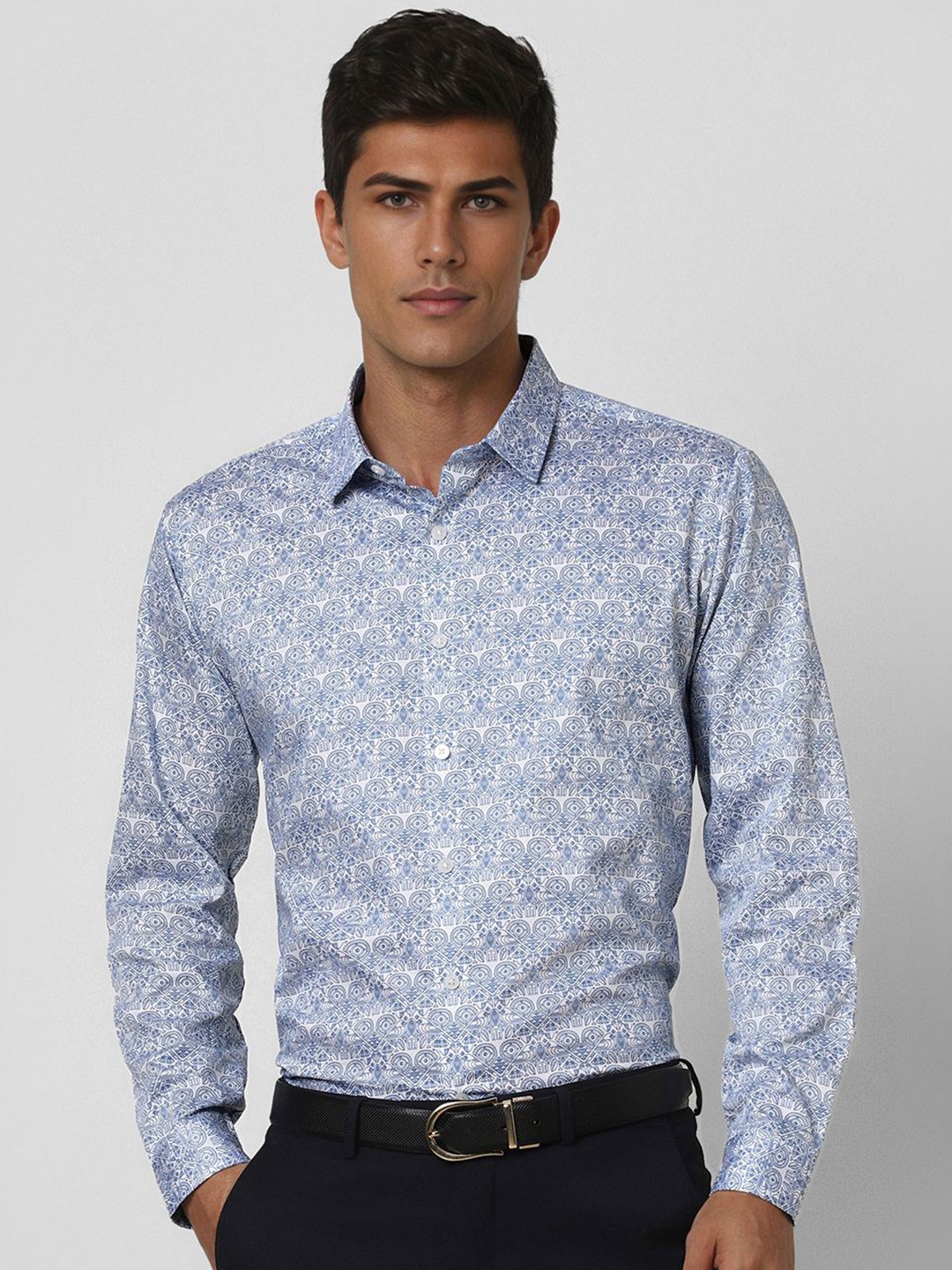 

V Dot Men Slim Fit Opaque Printed Party Shirt, Blue