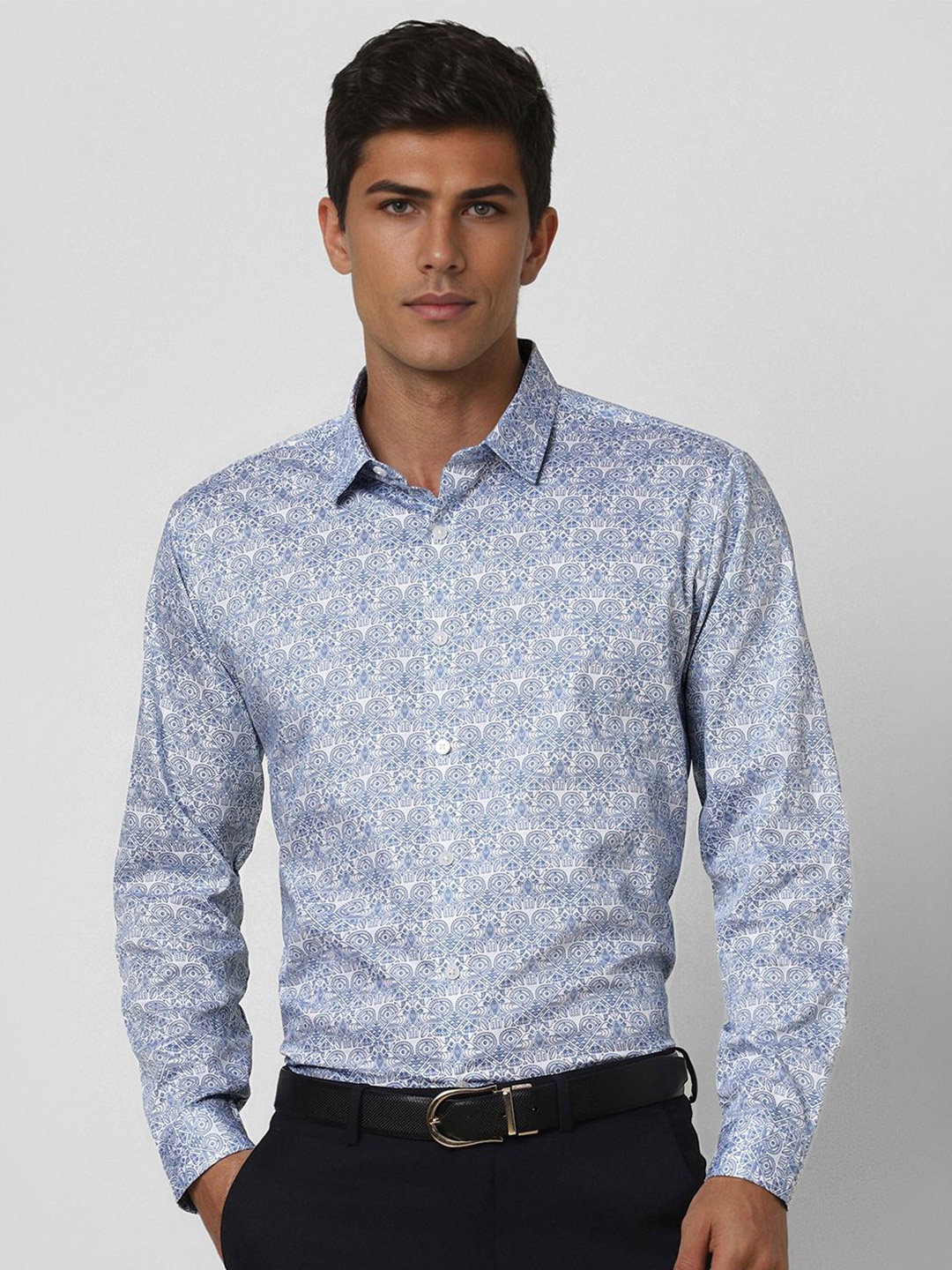 

V Dot Men Spread Collar Geometric Printed Cotton Slim Fit Party Shirt, Blue