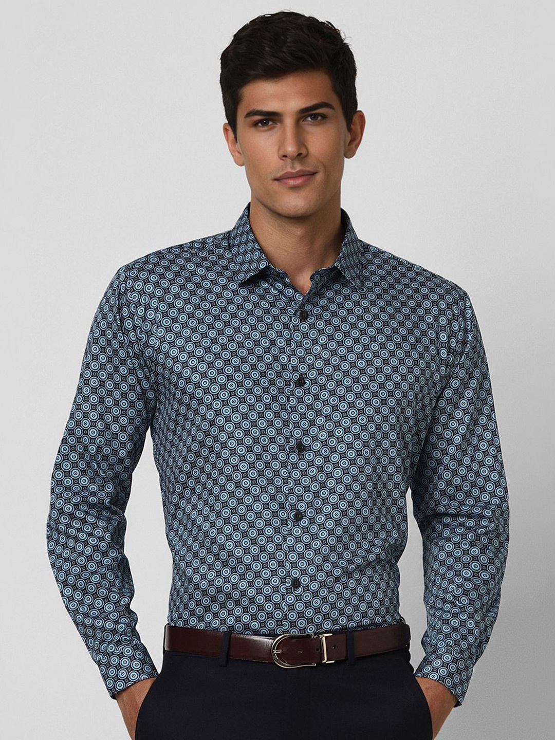

V Dot Men Spread Collar Geometric Printed Cotton Slim Fit Party Shirt, Blue