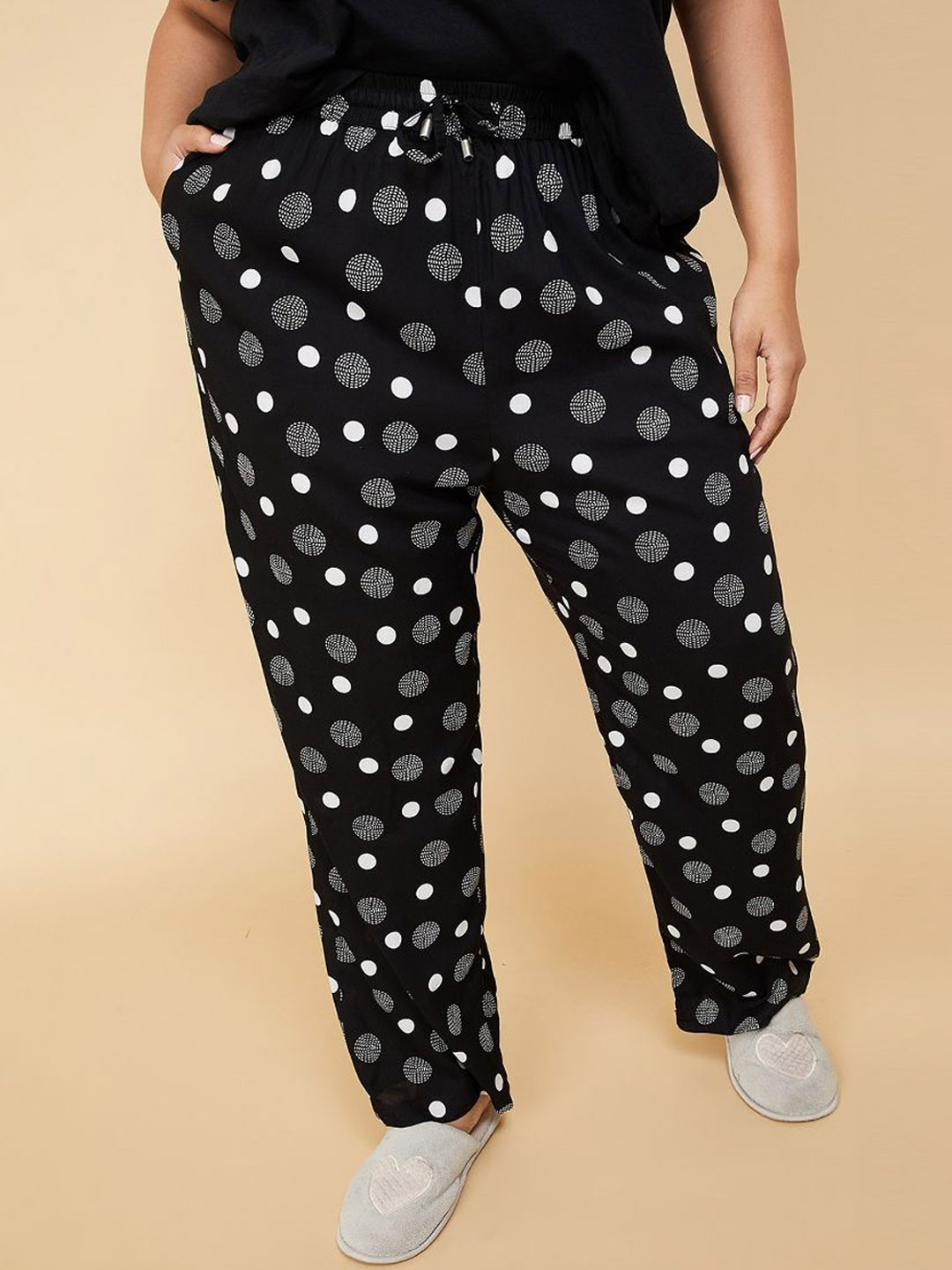 

max Women Plus Size Polka Dot Printed Mid Rise Lounge Pants, Black