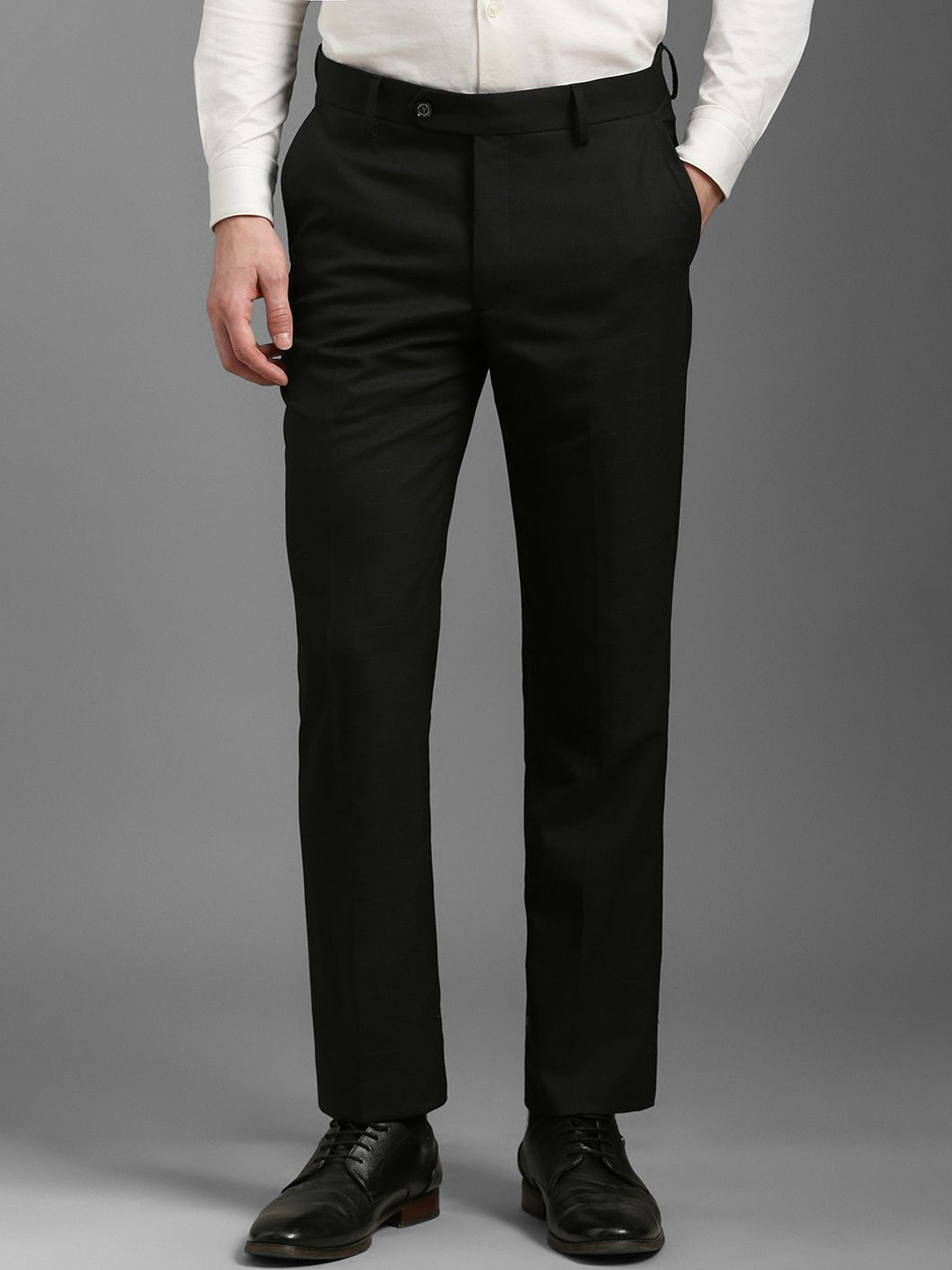 

Louis Philippe Men Slim Fit Mid-Rise Formal Trousers, Black