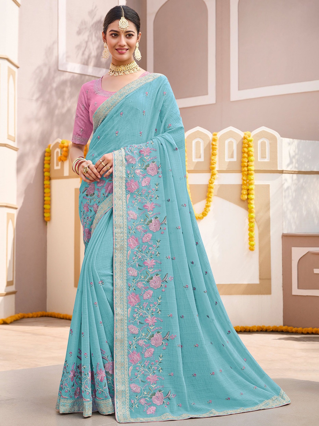 

Laxmipati Women Floral Embroidered Saree, Blue