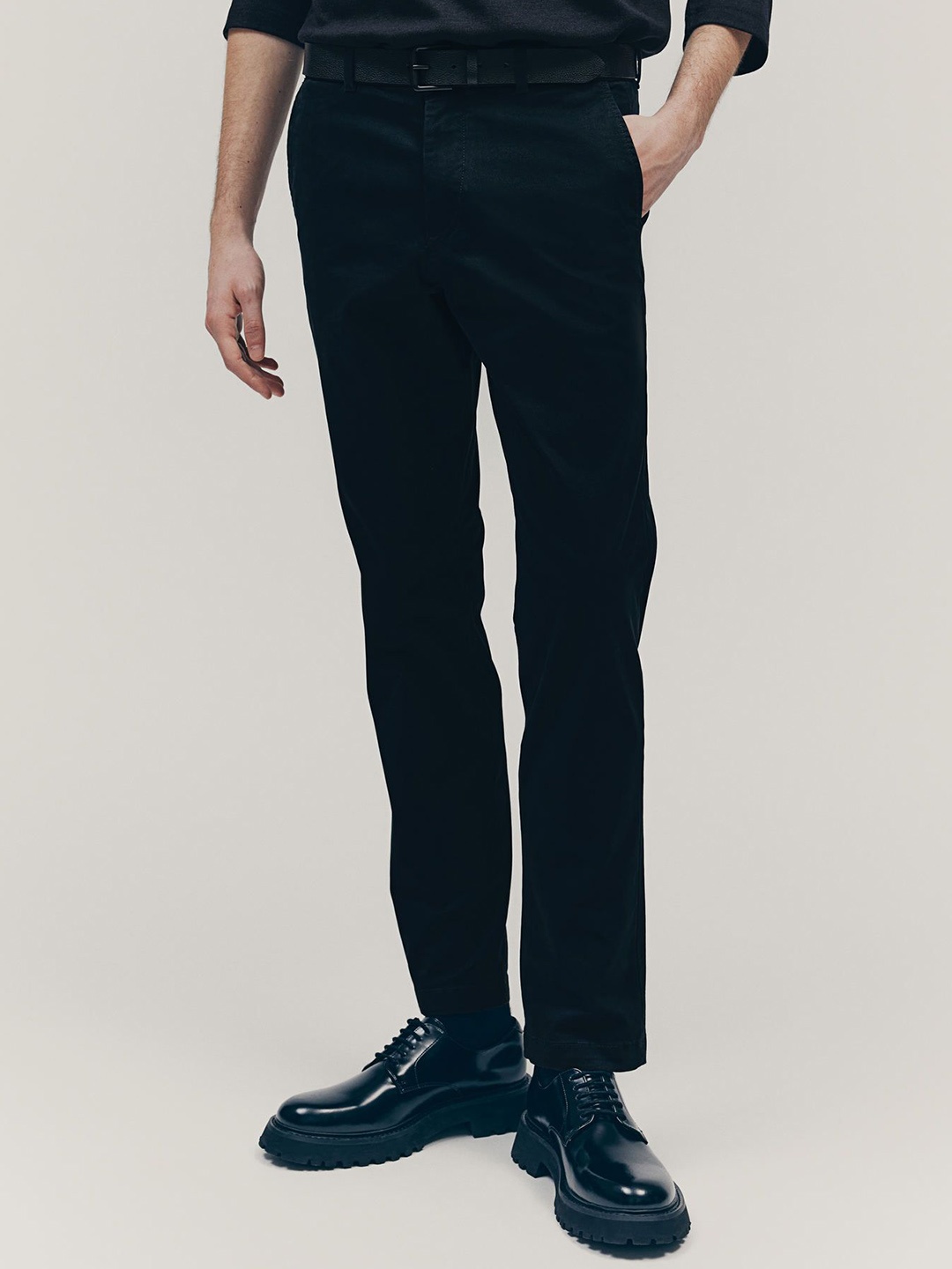 

H&M Men Slim Fit Cotton Chinos, Black