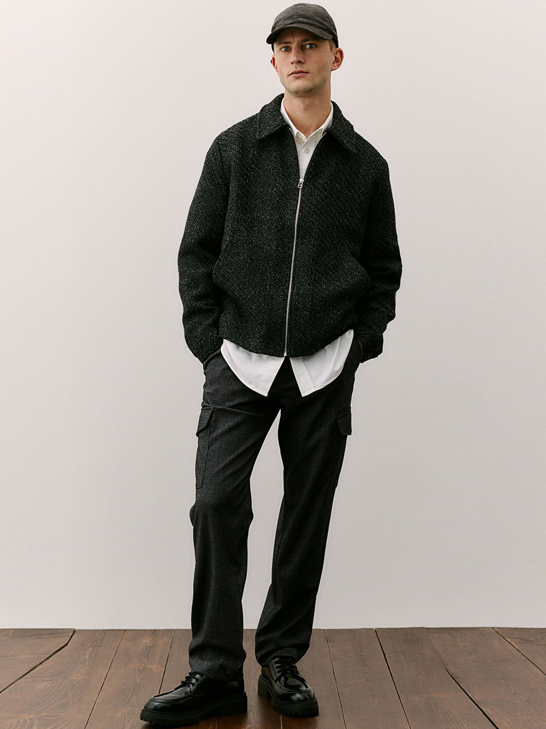 

H&M Regular Fit Cargo Trousers, Black