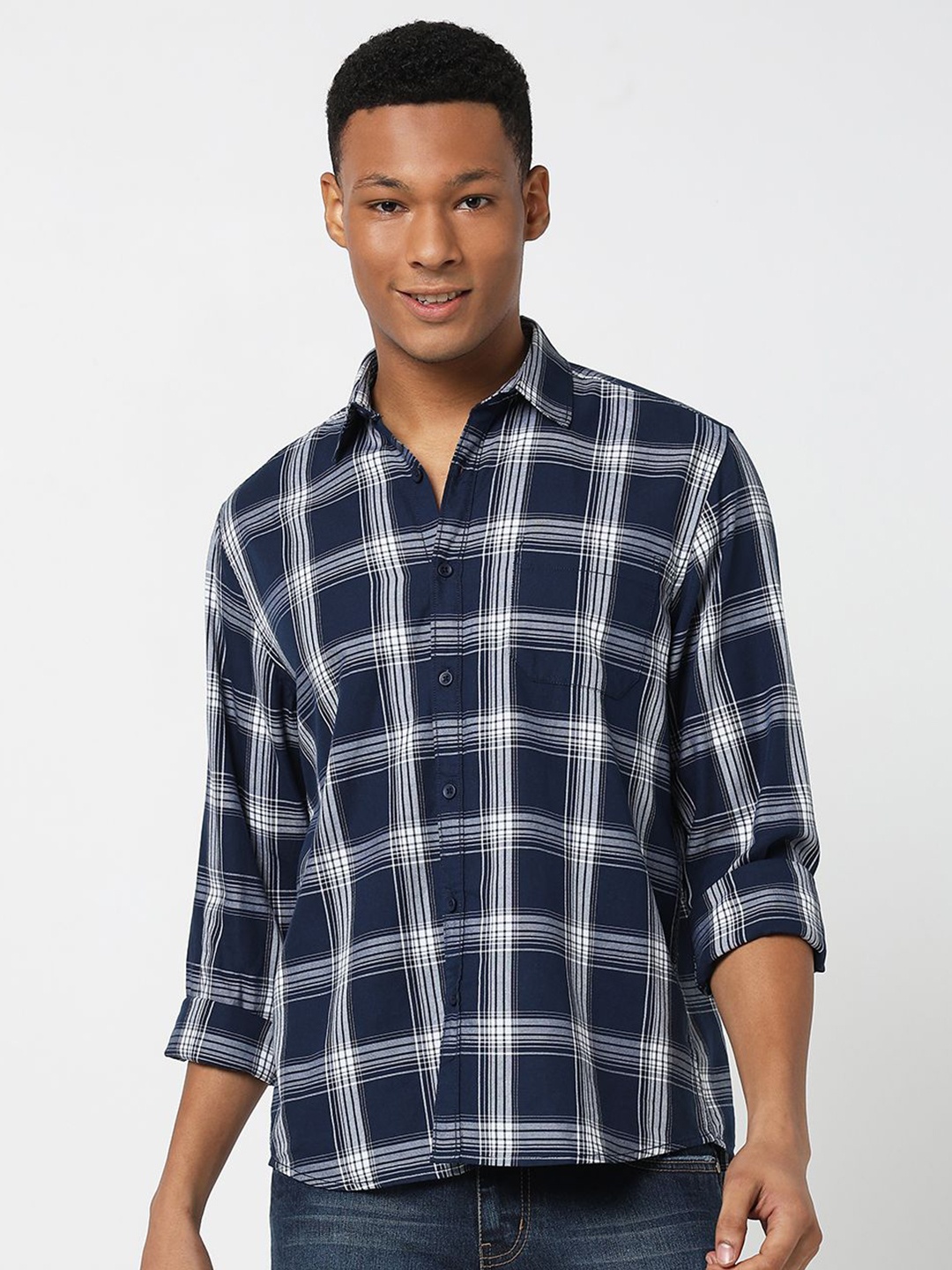 

R&B Men Spread Collar Tartan Checked Cotton Casual Shirt, Navy blue