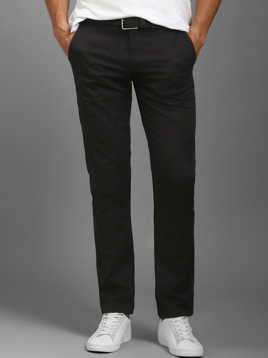 

Louis Philippe Sport Men Mid-Rise Slim Fit Trousers, Black