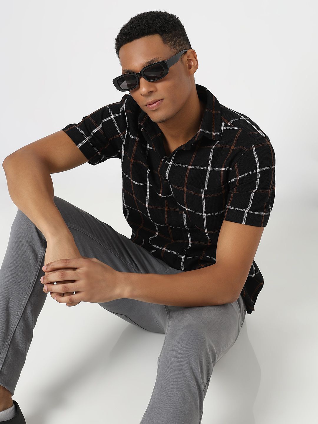 

R&B Men Spread Collar Solid Cotton Casual Shirt, Black