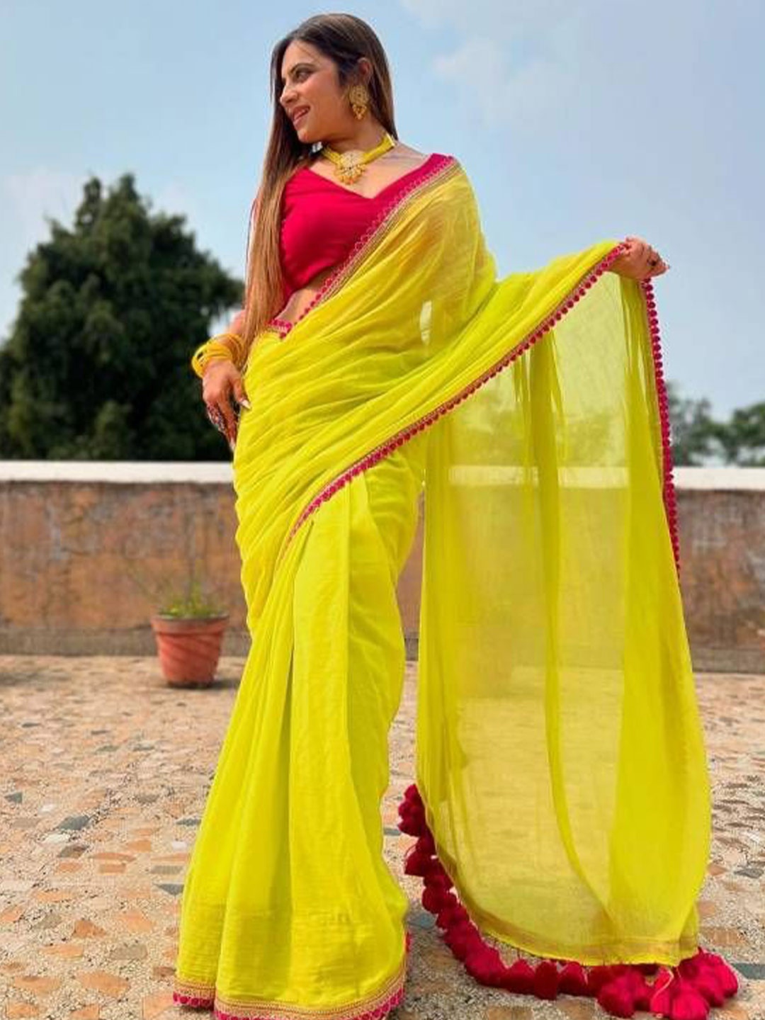 

SWADESI STUFF Sequinned Pure Georgette Saree, Yellow