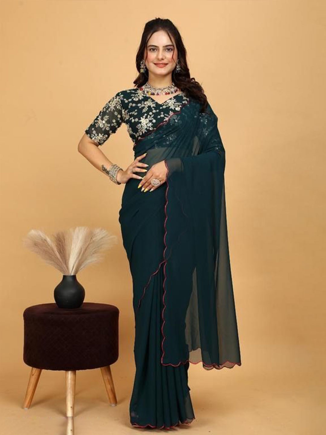 

SWADESI STUFF Women Pure Georgette Saree, Teal