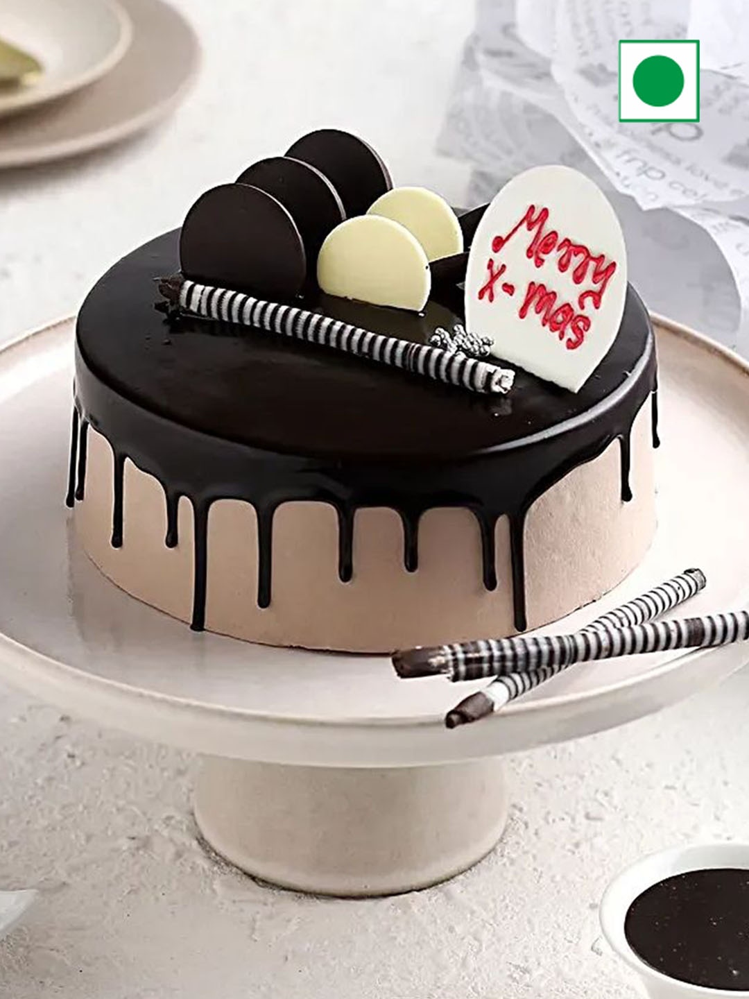 

fnp Christmas Chocolate Flavour Eggless Round Shape Cake- 500gms, Coffee brown