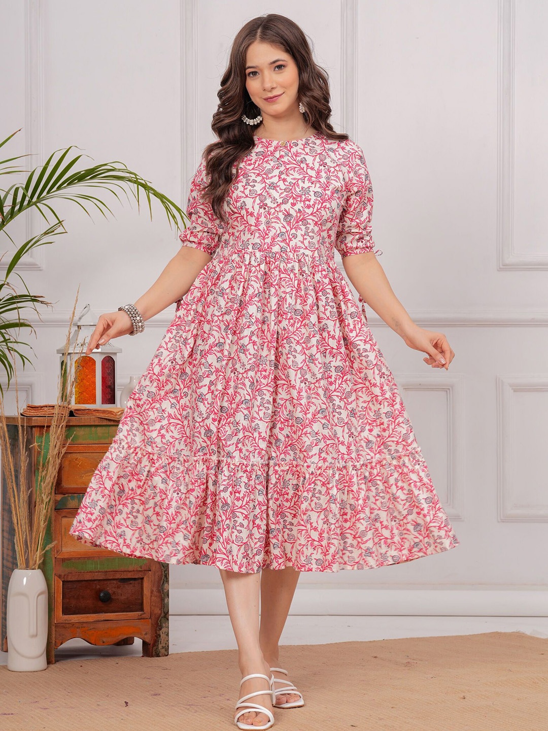 

SITA FASHION HUB Women Printed Cotton Fit & Flared Midi Ethnic Dresses, Peach