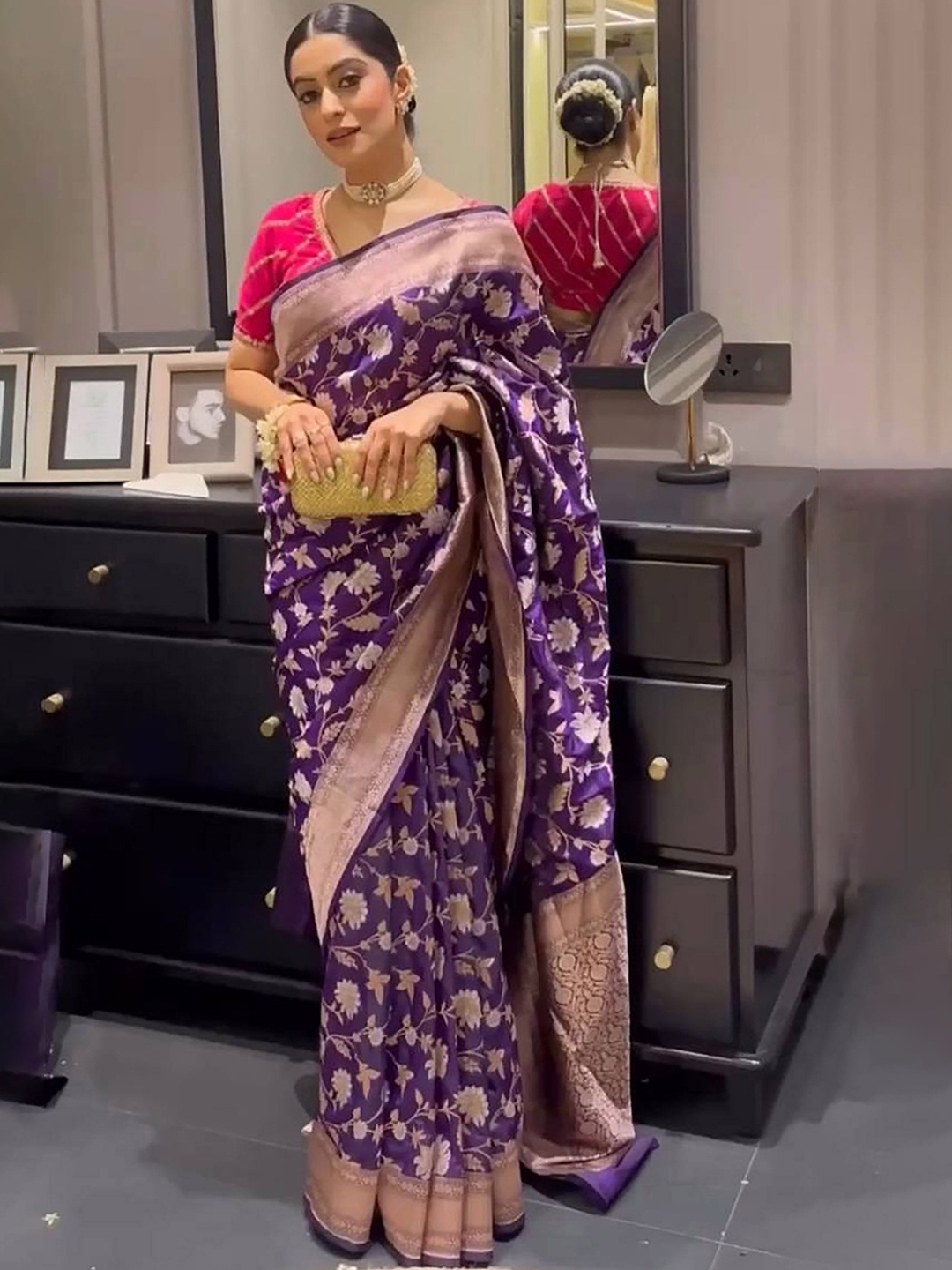 BerMondsey Woven Design Zari Banarasi Saree, Purple