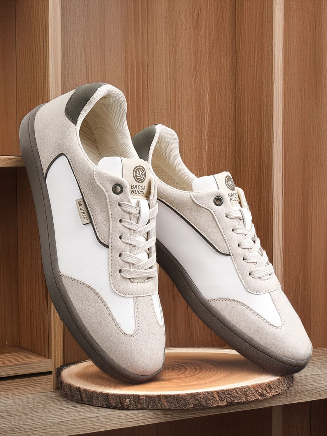 

bacca bucci Men Round Toe Sneakers, White