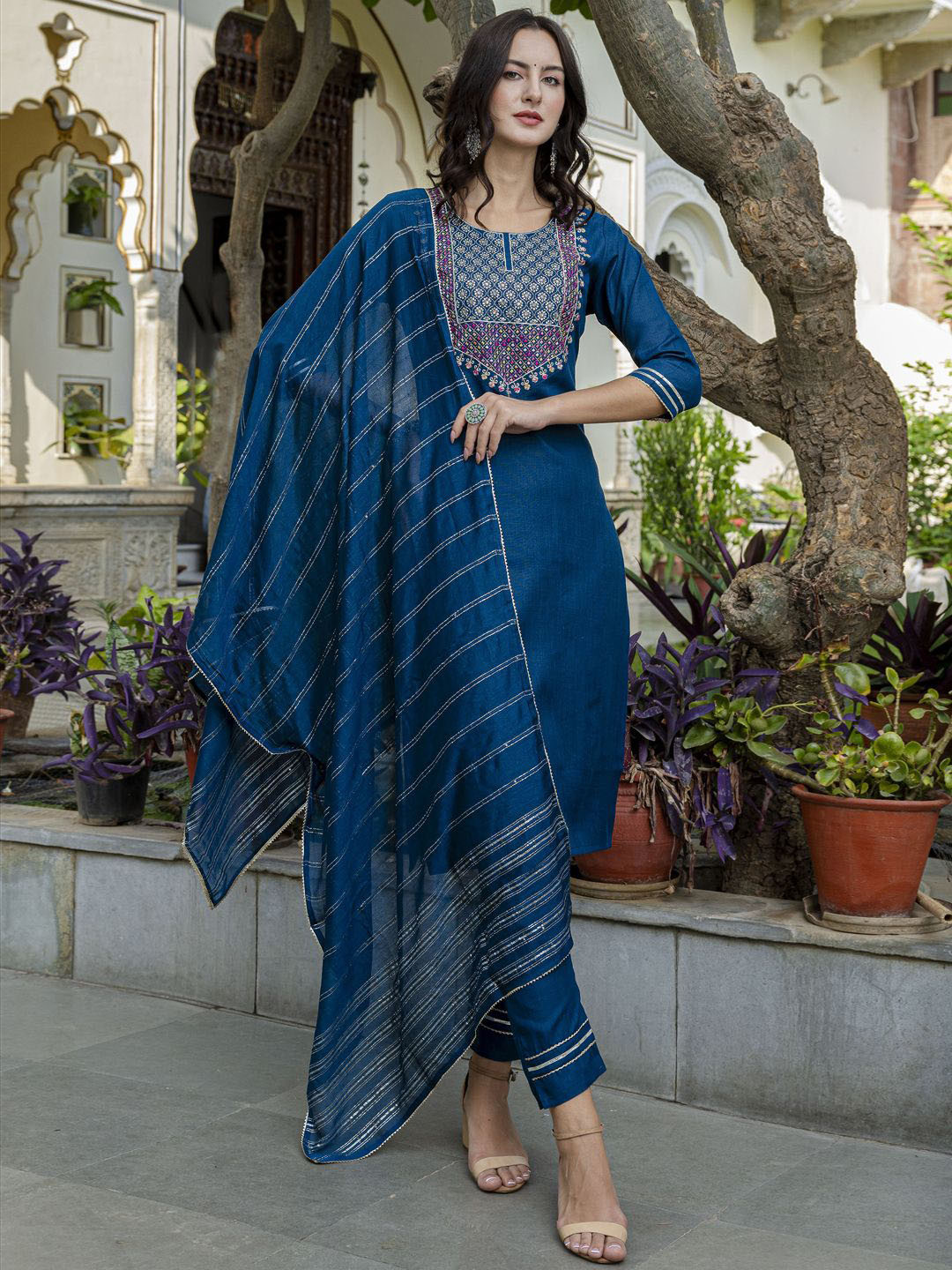 

VredeVogel Floral Embroidered Round Neck Regular Straight Kurta With Trouser With Dupatta, Blue