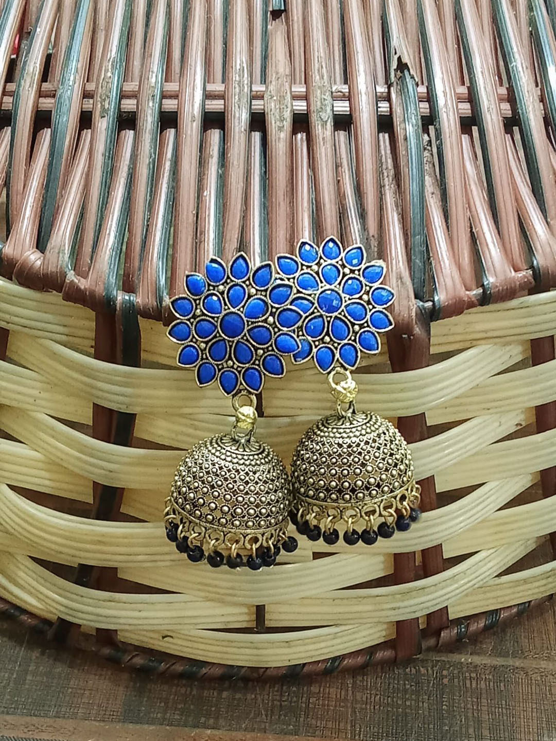 

JMBW INTERNATIONAL Gold Plated Kundan Studded Floral Jhumkas, Blue
