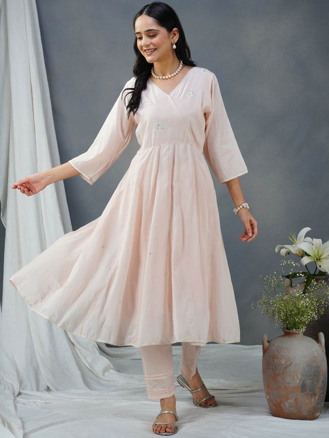 

zuri Floral Embroidered V-Neck Three-Quarter Sleeves Angrakha Cotton Silk Kurta, Pink