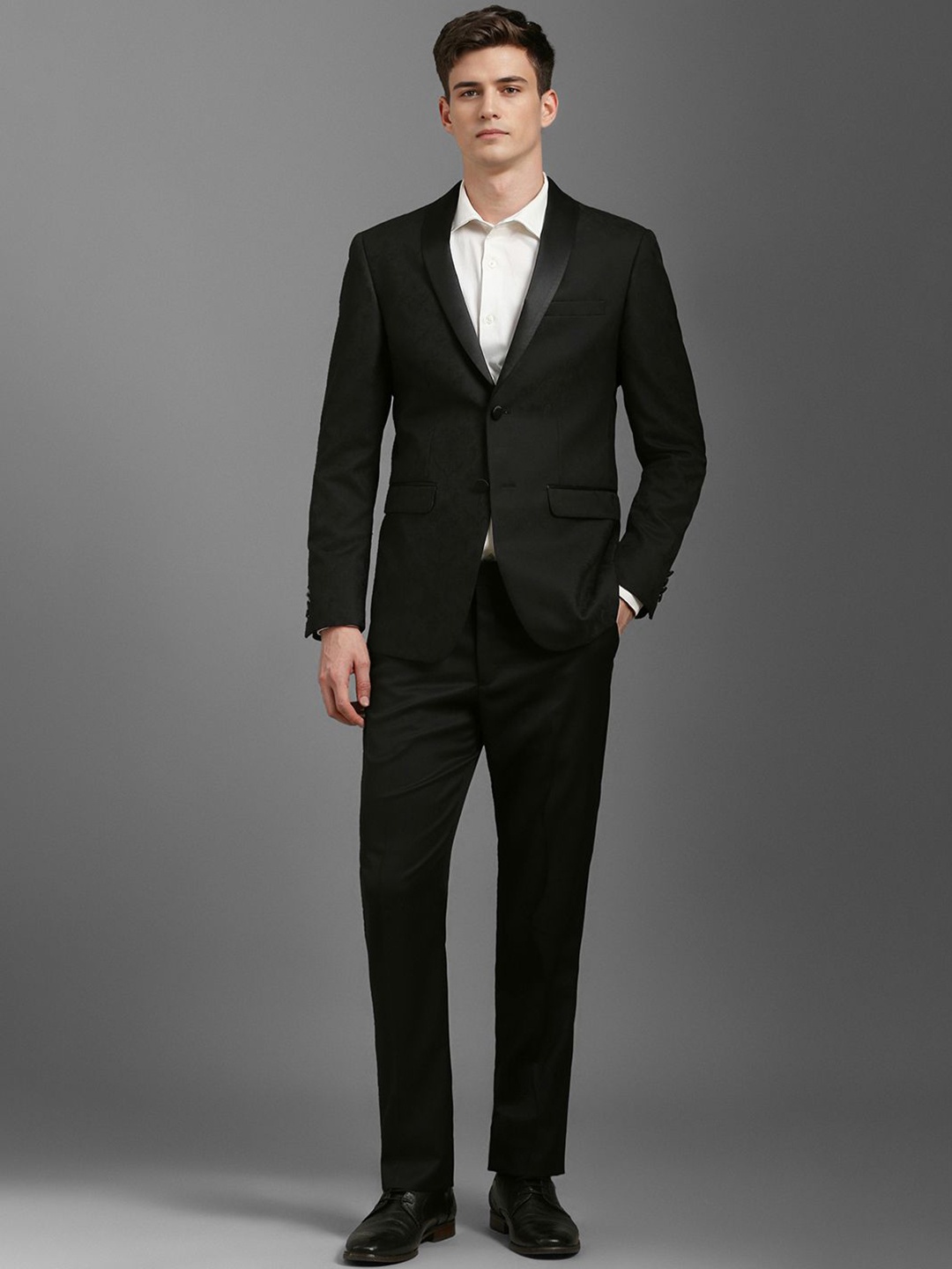 

Louis Philippe Men Textured Notched Lapel Slim Fit Formal Two Piece Suit, Black