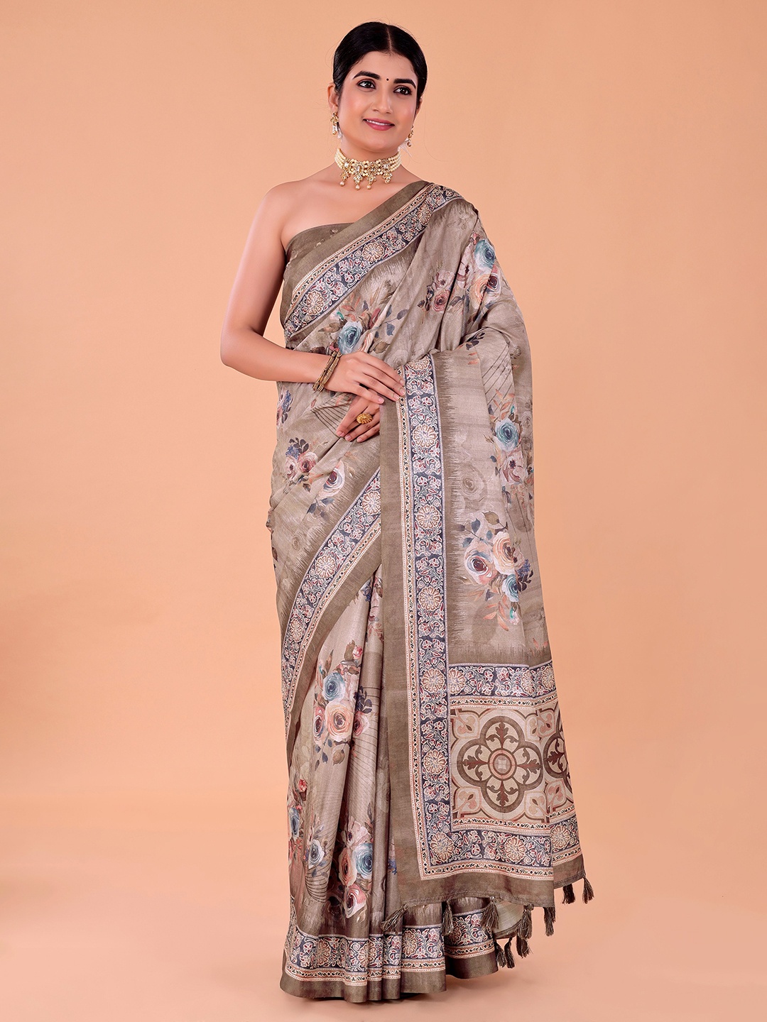 NAAREE COLLECTION Floral Printed Saree, Olive