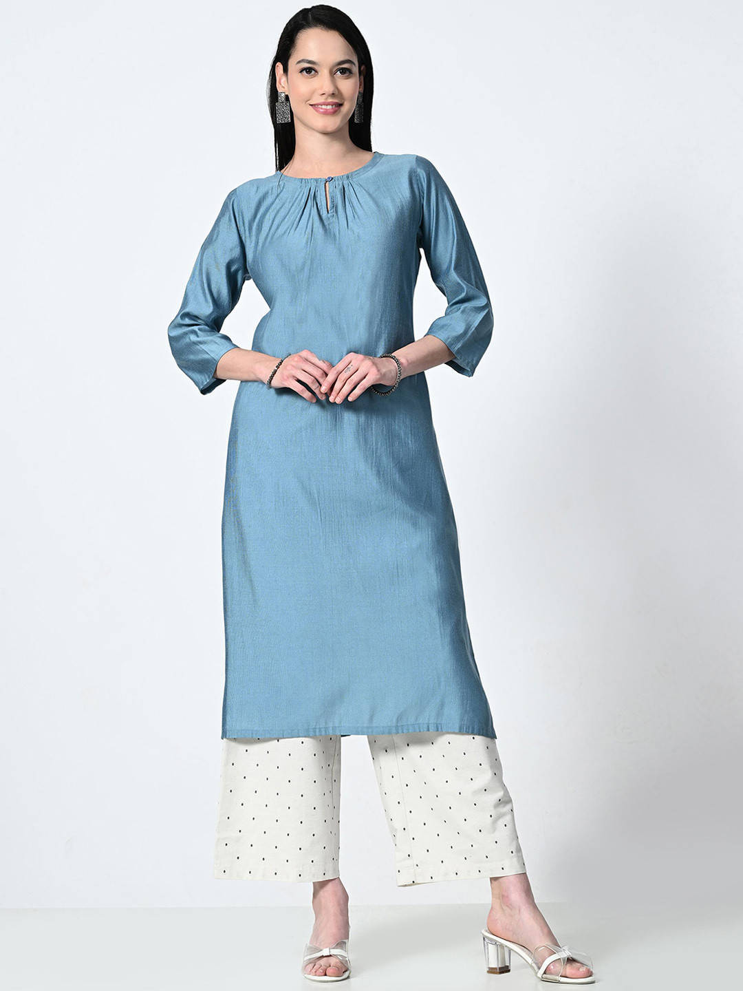 

AMBI Keyhole Neck Straight Kurta, Blue